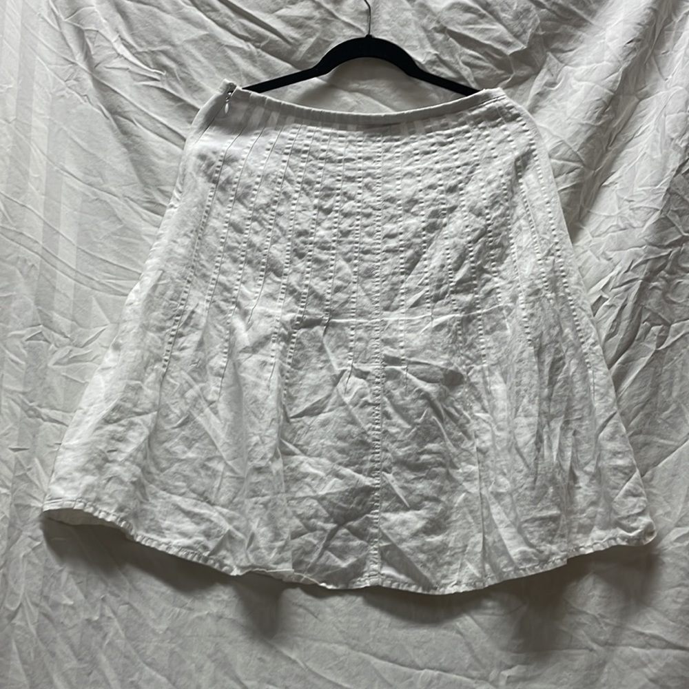 White linen Ann Taylor LOFT size 6 skirt lined w/zipper - Picture 3 of 6